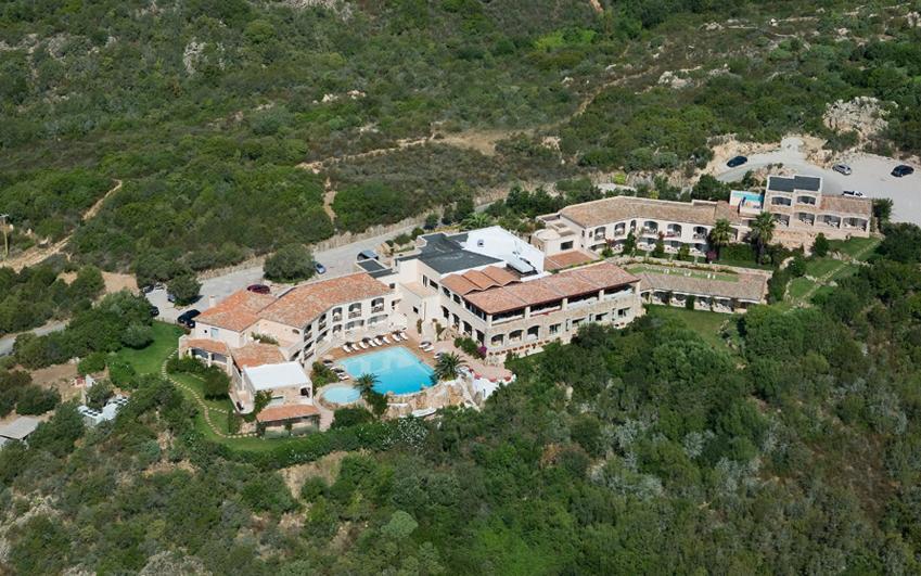 Hotel Petra Bianca 4*