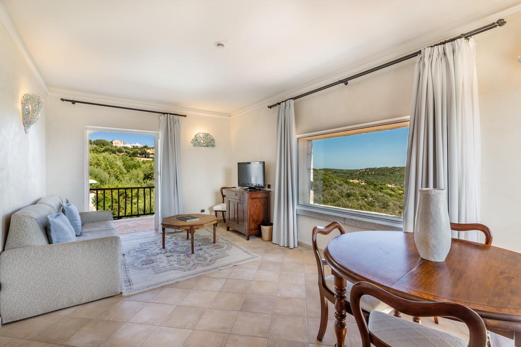 Hotel Petra Bianca